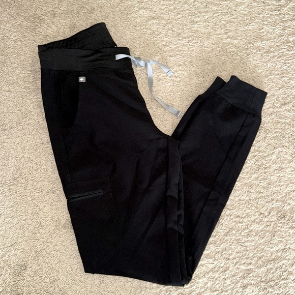 Figs Jogger Scrub Pants - Picture 1 of 3